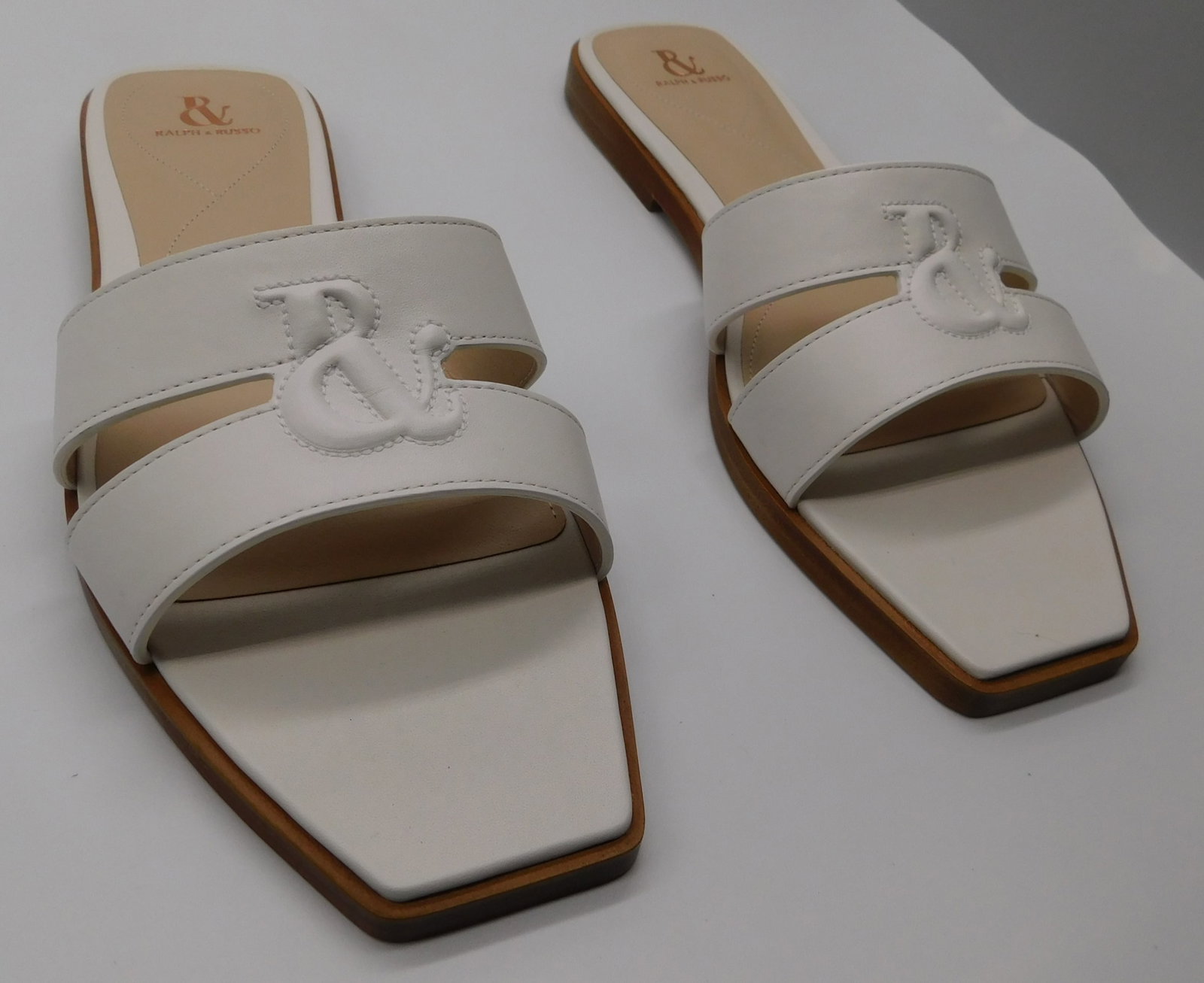 Pair of Ralph & Russo Double-Stripe Slide Sandals, Fabric Calf, White, With Box & Dust Bags. EU Size: Pair of Ralph & Russo 22003 Double-Stripe Slide, Leather, White, With Box & Dust Bags. EU Size 37.5. (RRP £ 395)