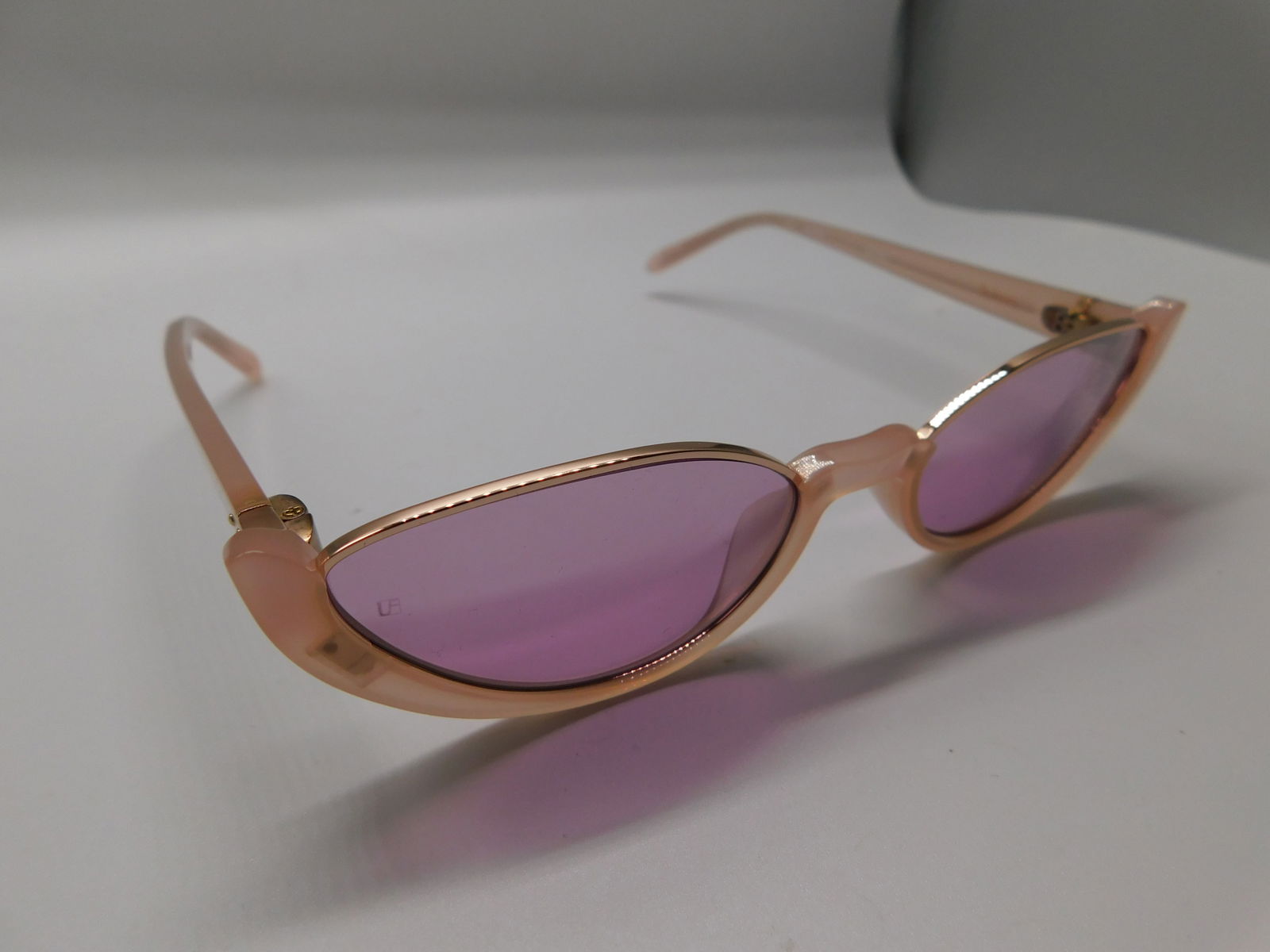 Ralph & Russo/Linda Farrow LFL1169C6Sun Sunglasses – Robyn Pink (RRP £395) This sli: Ralph & Russo/Linda Farrow LFL1169C6Sun Sunglasses – Robyn Pink (RRP £395) This slim cut ey