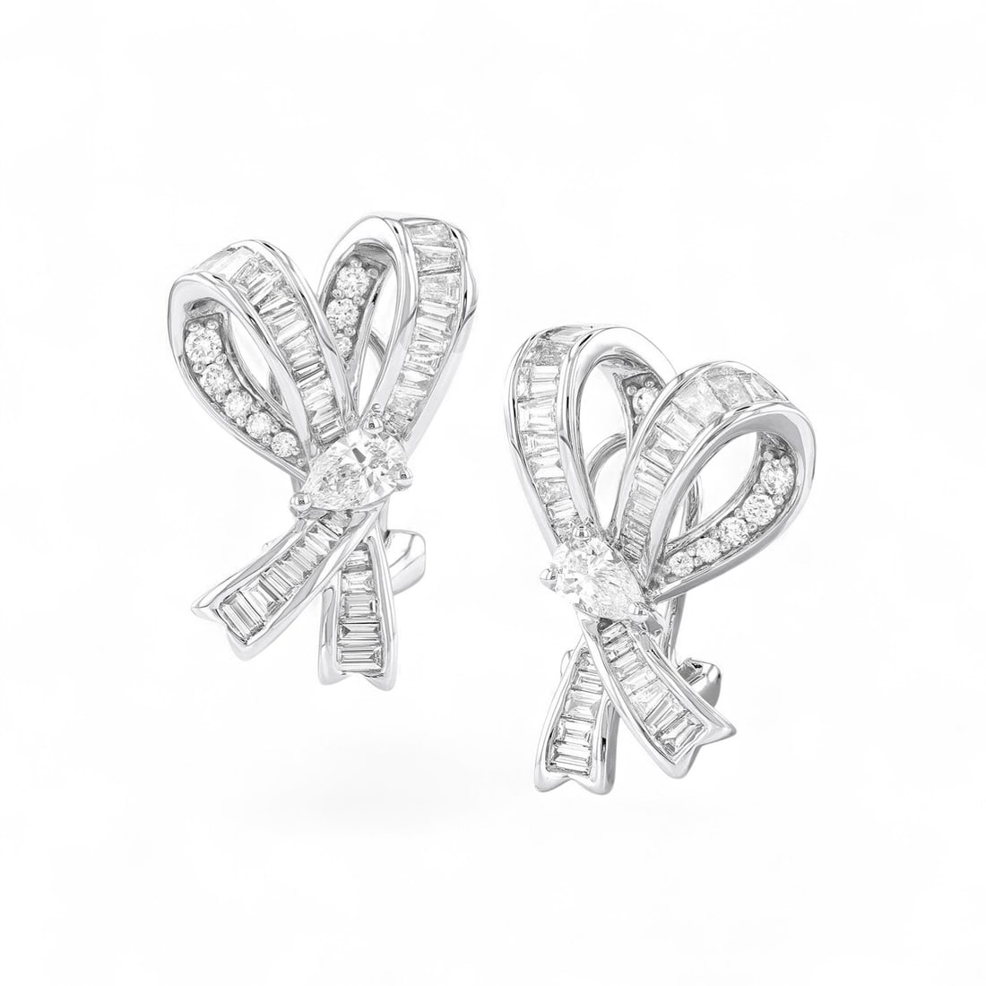 1.45 Ctw Pear Bow White Diamond Modern 18K White Gold Earrings - Certified (1 of 3)