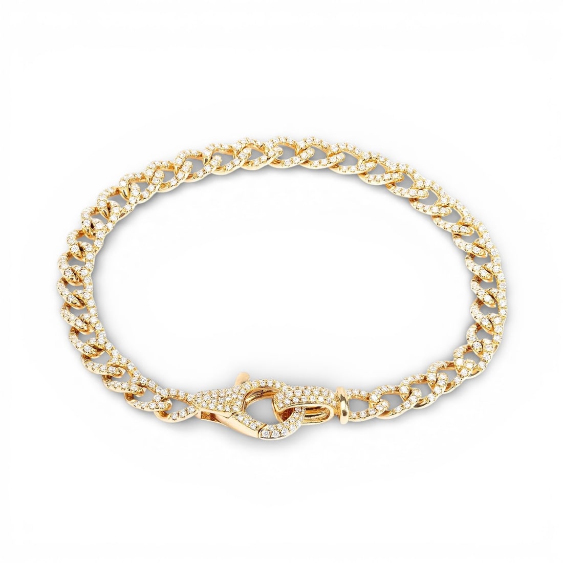 1.54 ctw White Diamond Pave Linq Curb & Cuban Link 18K Yellow Gold Bracelet: Epitomizing grandeur, this magnificent Linq Curb & Cuban Link bracelet featuring White Diamond stands as a beacon of refined taste. Crafted with precision, the Pave Link Chain setting is seamlessly in