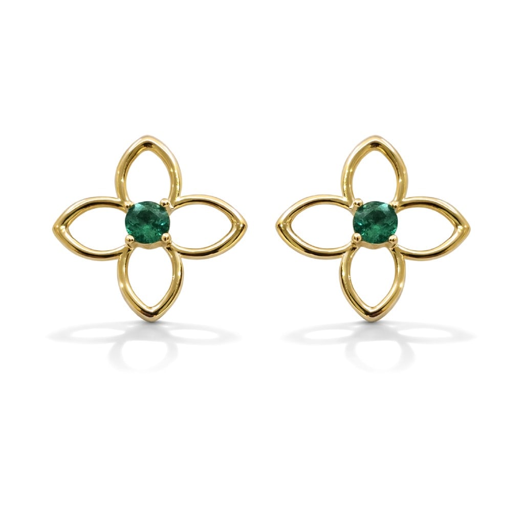 0.42ctw Emerald Clover 14K Yellow Gold Stud Earrings: A symphony of light and color, this elegant Clover pair of earrings featuring Emerald embodies the pinnacle of luxury. Expertly mounted in a Prong setting, the earrings are crafted in 2.46 grams of so