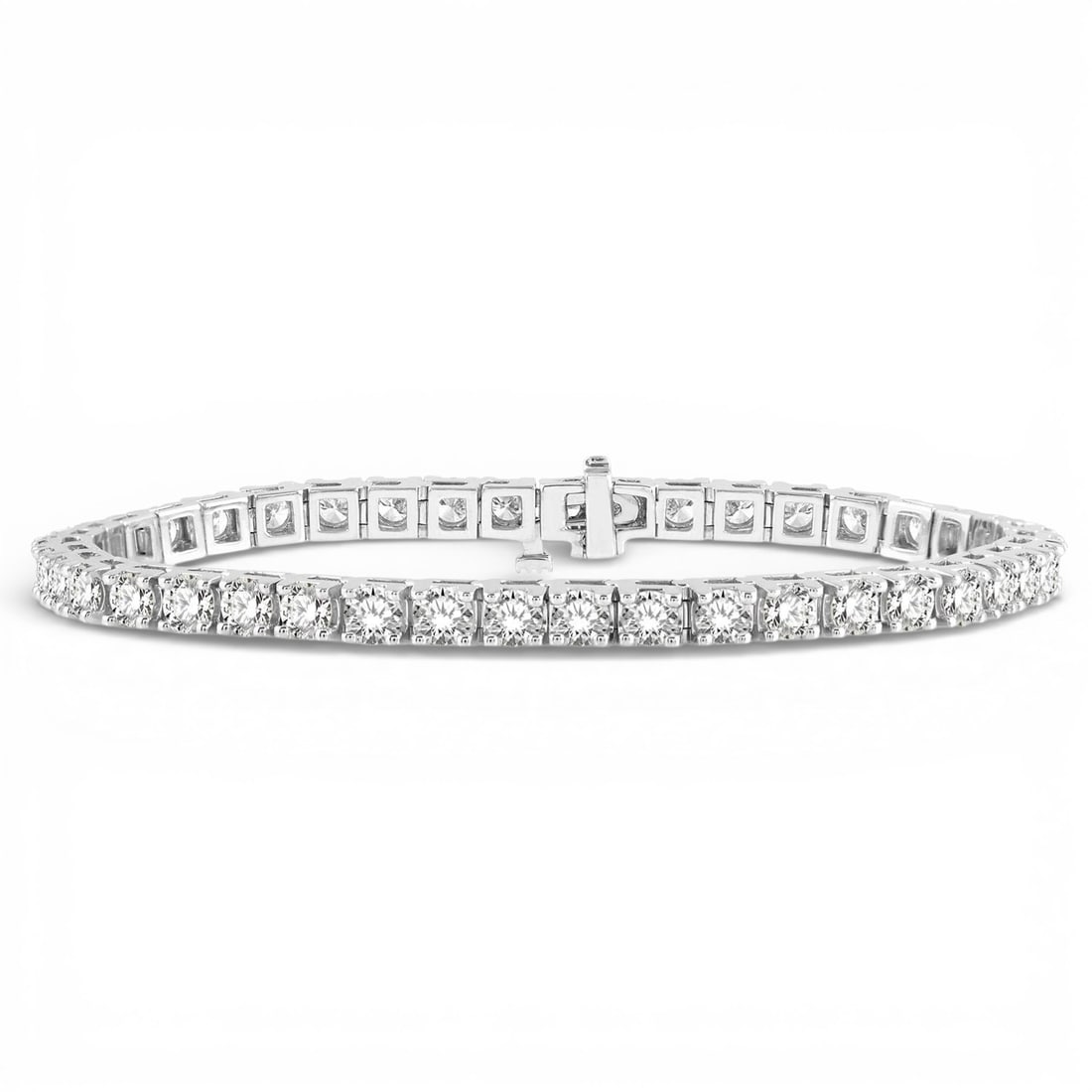 7.98 ctw Round Cut White Diamond 14K White Gold Tennis Bracelet: A testament to superior craftsmanship, this breathtaking Square Shape bracelet featuring Natural Diamonds is unparalleled. Crafted with precision, the Tennis setting is seamlessly integrated into 15.8
