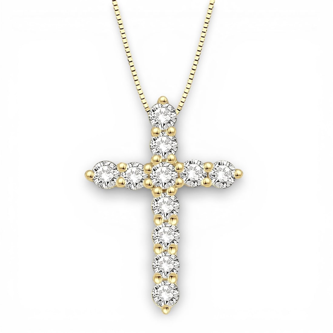 0.50 ctw Round Diamond Cross Pendant 14K Yellow Gold with Chain: Epitomizing grandeur, this elegant Cross pendant featuring White Diamond stands as a beacon of refined taste. Crafted with precision, the Cluster setting is seamlessly integrated into 0.5 g of 14K Yel