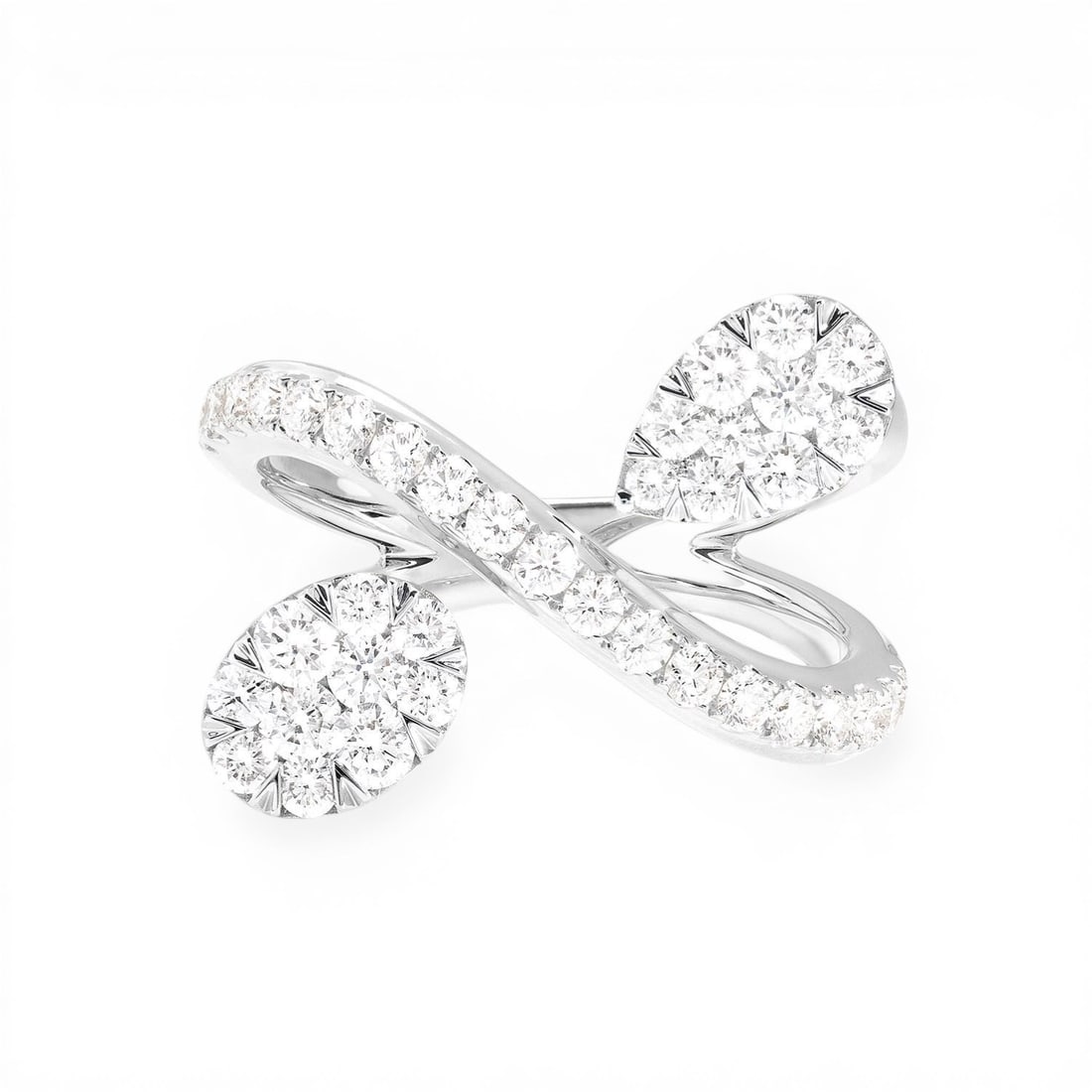 1.21 ctw Diamond Toi Et Moi Cluster 18K White Gold Ring: An exquisite masterpiece of haute joaillerie, this stunning Toi Et Moi Cluster ring featuring White Diamond is a true treasure. Crafted with precision, the Toi et Moi setting is seamlessly integrated 