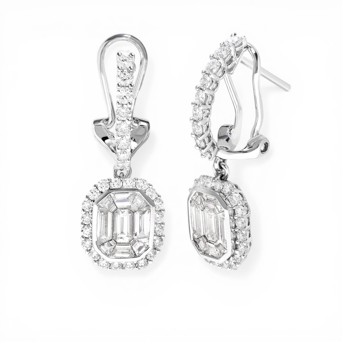 2.11 ctw Diamond & Emerald Empress Dangling 18K White Gold Earrings: An exquisite masterpiece of haute joaillerie, this exquisite Halo pair of earrings featuring White Diamond, Emerald is a true treasure. A detailed Halo gallery secures the stones, rendered in 4.05 gra