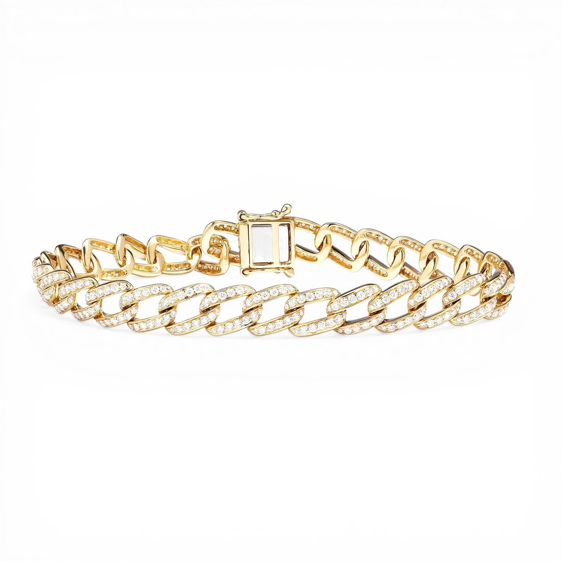 2.98 ctw White Diamond Linq Wide Link 18k Yellow Gold Bracelet: Retail Value: $19,215 Rare and radiant, this exquisite Wide Link bracelet featuring White Diamond offers a touch of the extraordinary. Expertly mounted in a Pave setting, the bracelet is crafted in 16