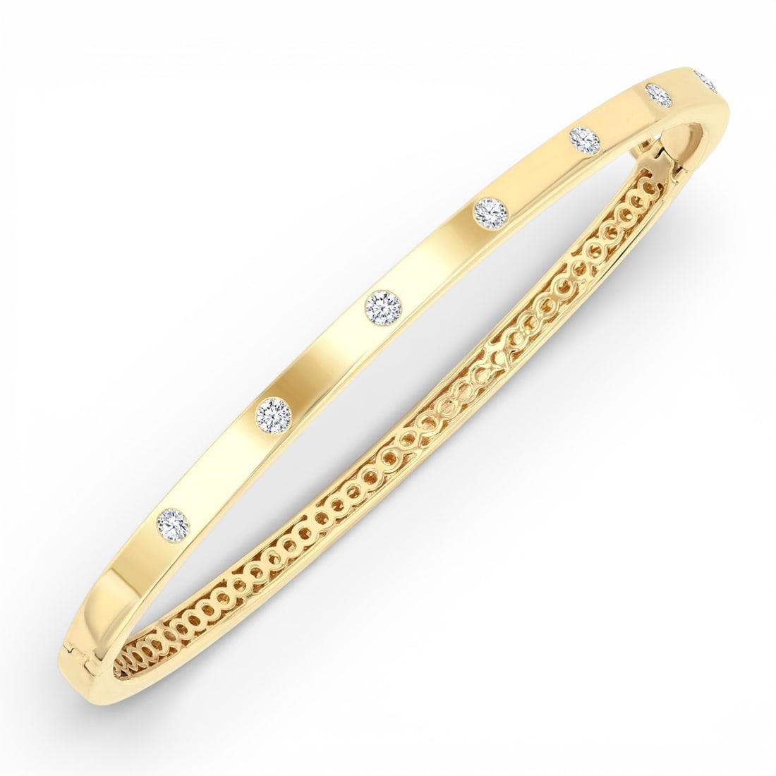 0.42 ctw Flush Set Diamond 14K Yellow Gold Bangle: Epitomizing grandeur, this elegant Flush Bezel Set bangle featuring White Diamond stands as a beacon of refined taste. Showcasing the gems in a Flush arrangement, the bangle consists of 11.8 grams of 