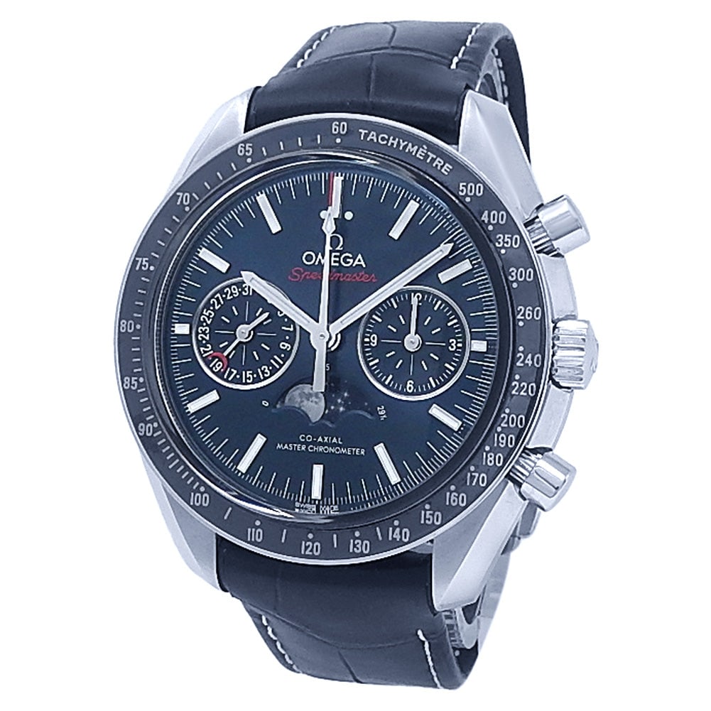 Omega Speedmaster Moonphase 304.33.44.52.03.001 Stainless Steel Blue Dial: The Omega Speedmaster Moonphase, Reference 304.33.44.52.03.001, is a breathtaking combination of stellar complication and sporty elegance. Housed in a robust Stainless Steel case, this timepiece featu
