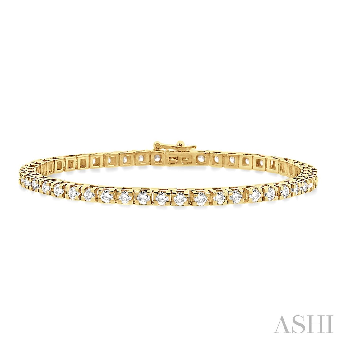 5.0 ctw Diamond Tennis Bracelet 14K Yellow Gold: An exquisite masterpiece of haute joaillerie, this elegant Square Shape bracelet featuring White Diamond is a true treasure. Crafted with precision, the Prong setting is seamlessly integrated into 17.