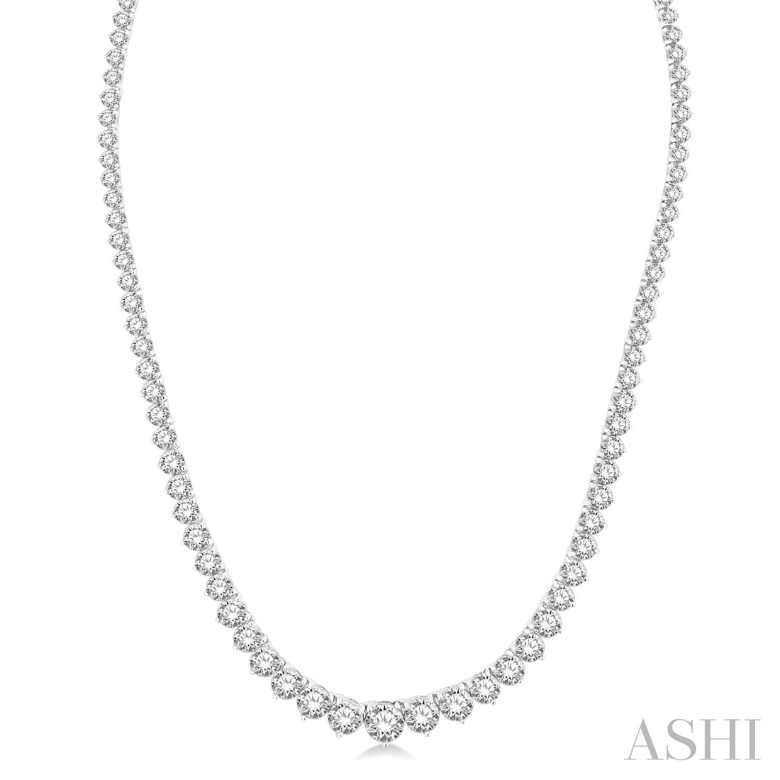 14.99 ctw Diamond 14K White Gold Necklace: Epitomizing grandeur, this stunning Riviera Round Cut necklace featuring White Diamond stands as a beacon of refined taste. Showcasing the gems in a Riviera arrangement, the necklace consists of 21.0 