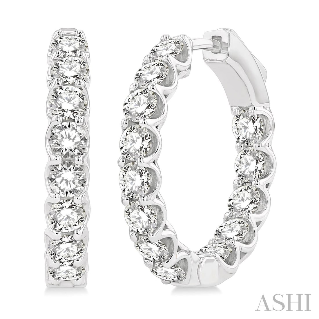 3.06 ctw Round Diamond Inside-Out 14K White Gold Hoop Earrings: Epitomizing grandeur, this stunning Inside-Out pair of earrings featuring Natural Diamonds stands as a beacon of refined taste. A detailed Continuous Line Hoop gallery secures the stones, rendered in 