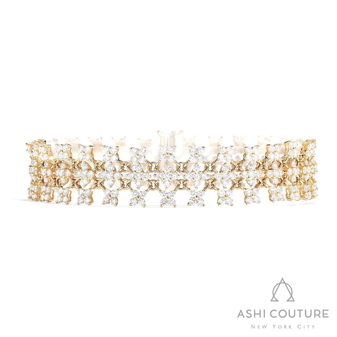 7.54 ctw White Diamond 18K Yellow Gold Silk Floral Bracelet: An exquisite masterpiece of haute joaillerie, this magnificent Floral bracelet featuring White Diamond is a true treasure. Crafted with precision, the Cluster setting is seamlessly integrated into 15.