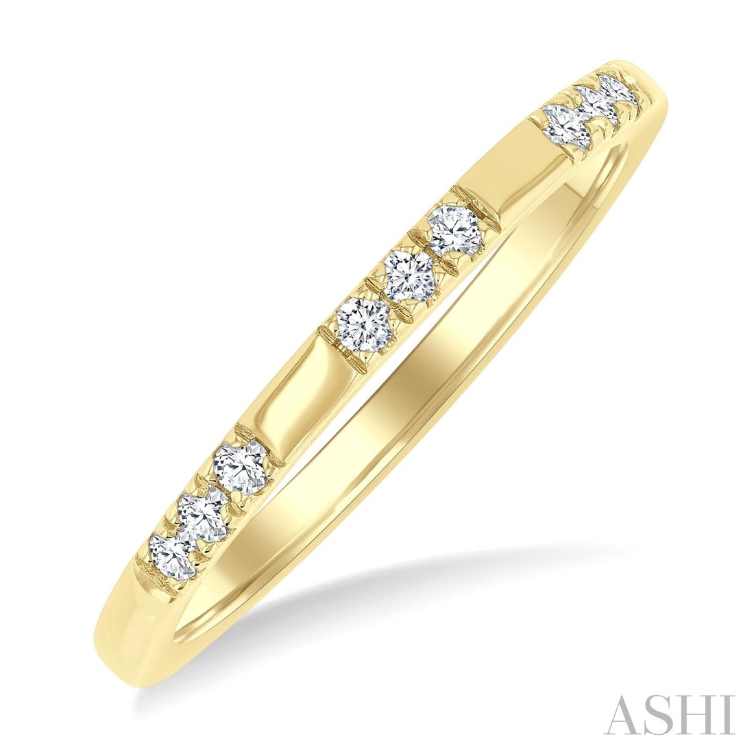 0.13 ctw White Diamond 14K Yellow Gold Ring: Exuding opulence and grace, this elegant Sectioned Round Cut ring featuring White Diamond is crafted for the distinguished. Showcasing the gems in a Segmented Band arrangement, the ring consists of 2.