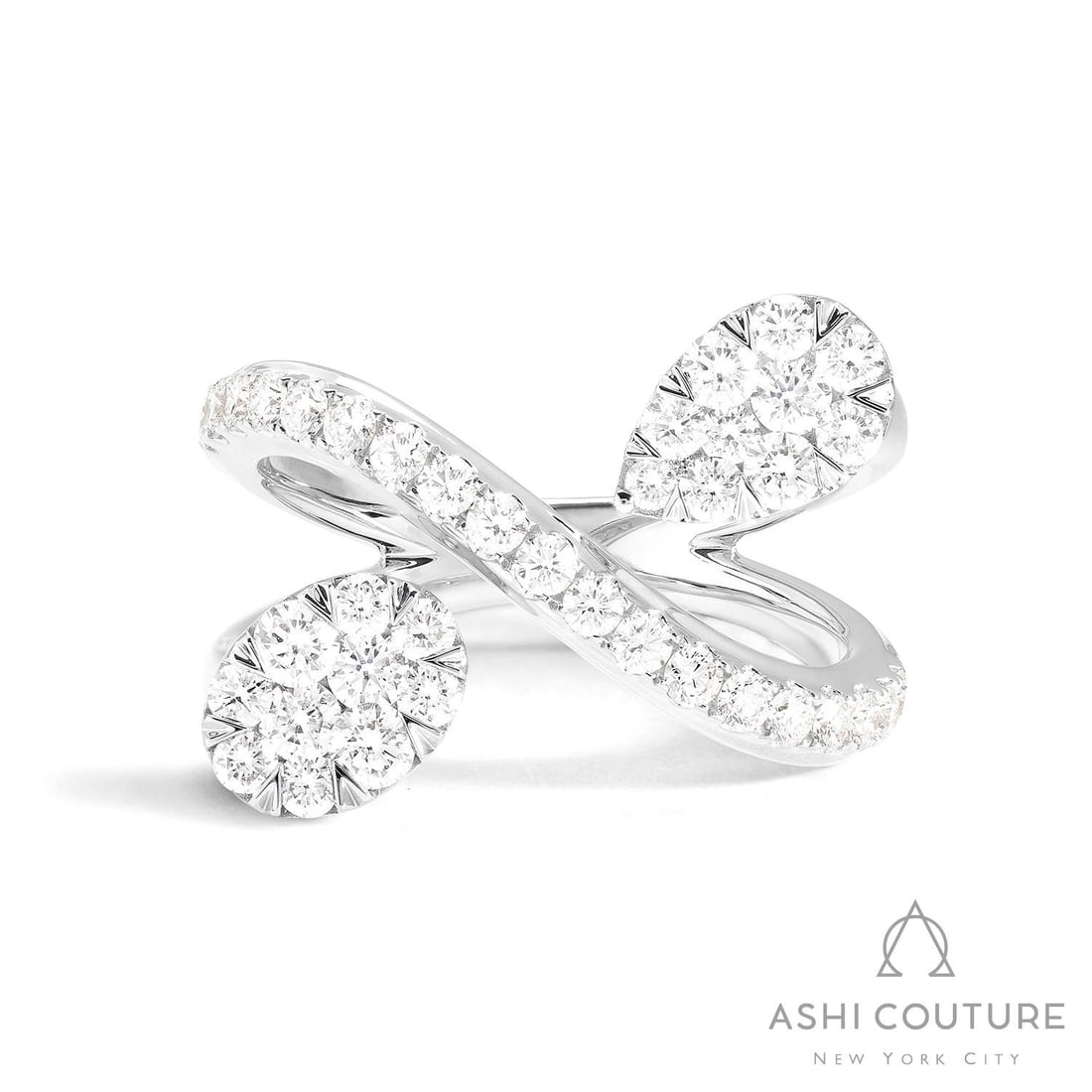 1.21 ctw Diamond Toi Et Moi Cluster 18K White Gold Ring: An exquisite masterpiece of haute joaillerie, this stunning Toi Et Moi Cluster ring featuring White Diamond is a true treasure. Crafted with precision, the Toi et Moi setting is seamlessly integrated 