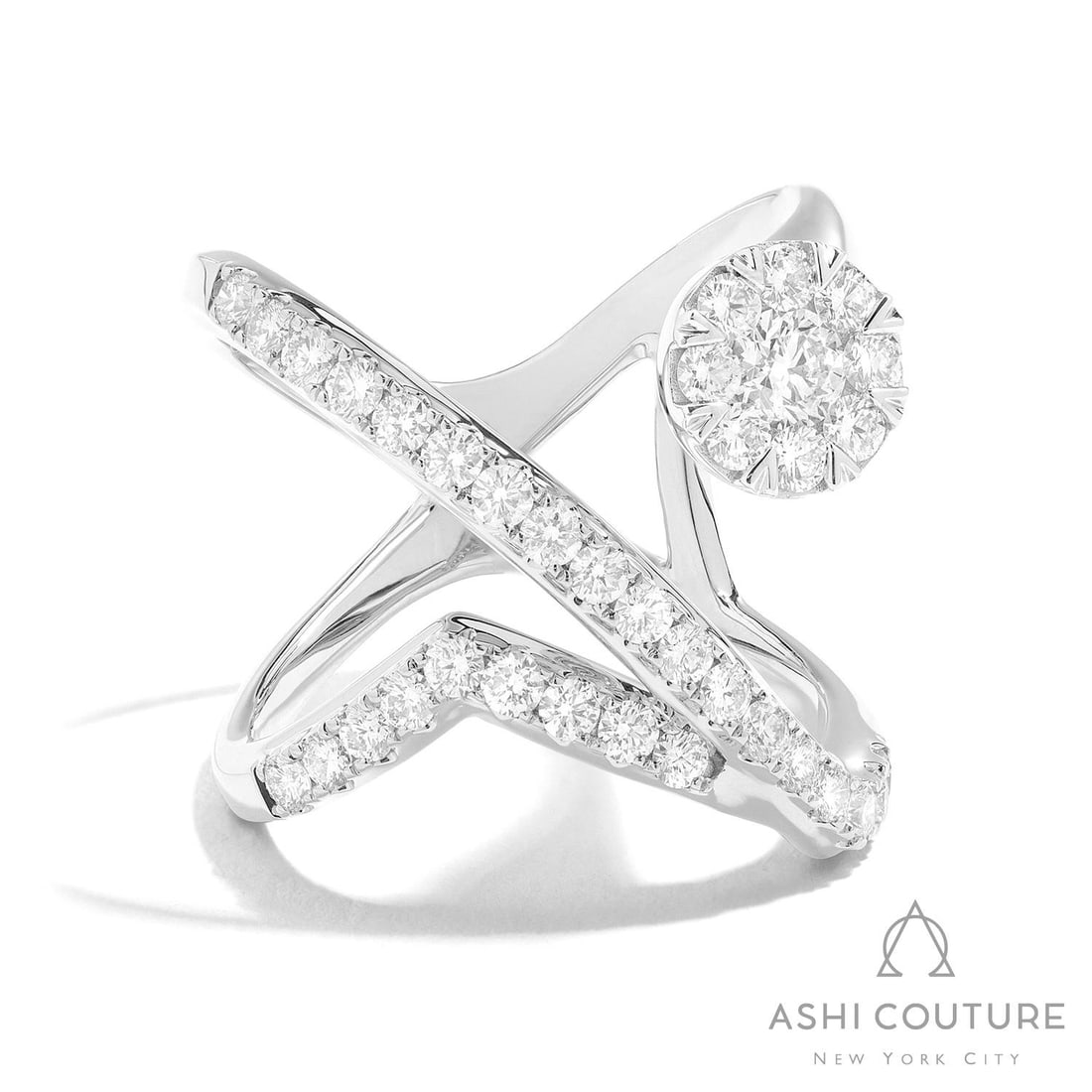 1.17 ctw White Diamond Cluster 18K White Gold Ring: A symphony of light and color, this exquisite Cluster ring featuring White Diamond embodies the pinnacle of luxury. Securely held in a classic Cluster design, the ring is forged from 9.35 grams of hig