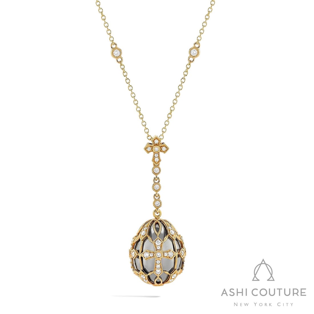 0.94 ctw White Diamond 18K Yellow & White Gold Pendant Necklace: A symphony of light and color, this breathtaking Cage Drop necklace featuring Natural Diamonds embodies the pinnacle of luxury. Securely held in a classic Cage/Encased design, the necklace is forged f