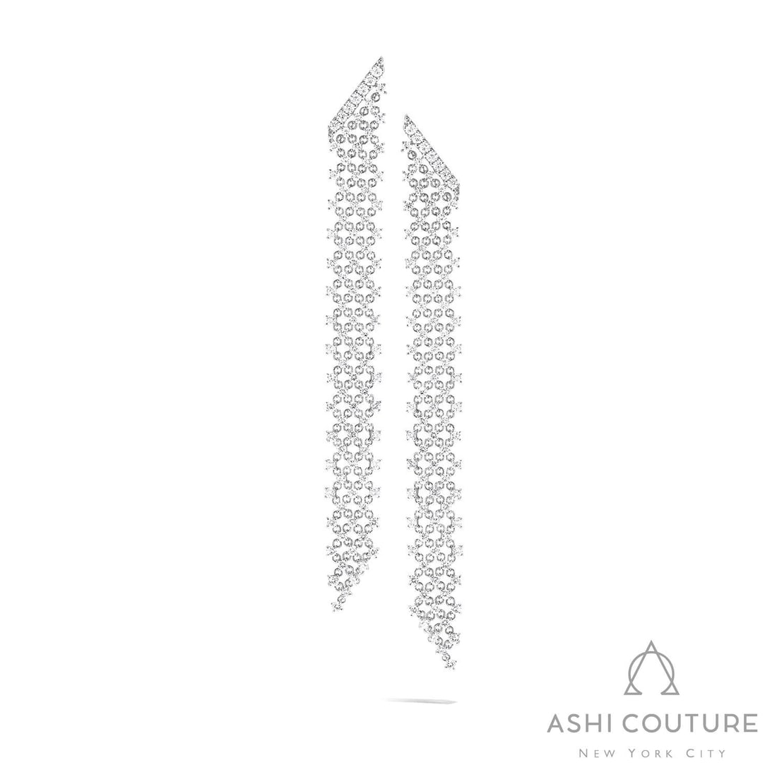 4.42 ctw White Diamond 18K White Gold Chandelier Earrings: A symphony of light and color, this breathtaking Silk Chandelier pair of earrings featuring Natural Diamonds embodies the pinnacle of luxury. The gemstones are nestled within a Chandelier framework, s