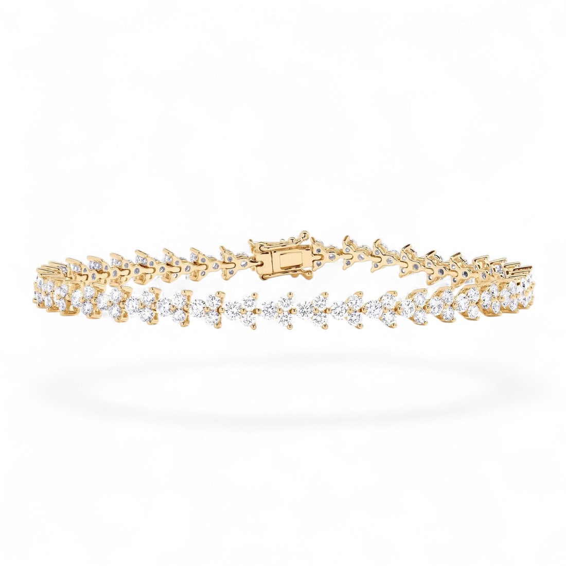 3.86 Ctw Duchess Graduating Arrow White Diamond Modern 18K Yellow Gold Bracelet - Certified: A symphony of light and color, this stunning Duchess Graduating Arrow bracelet featuring Natural Diamonds embodies the pinnacle of luxury. Securely held in a classic Prong design, the bracelet is forg
