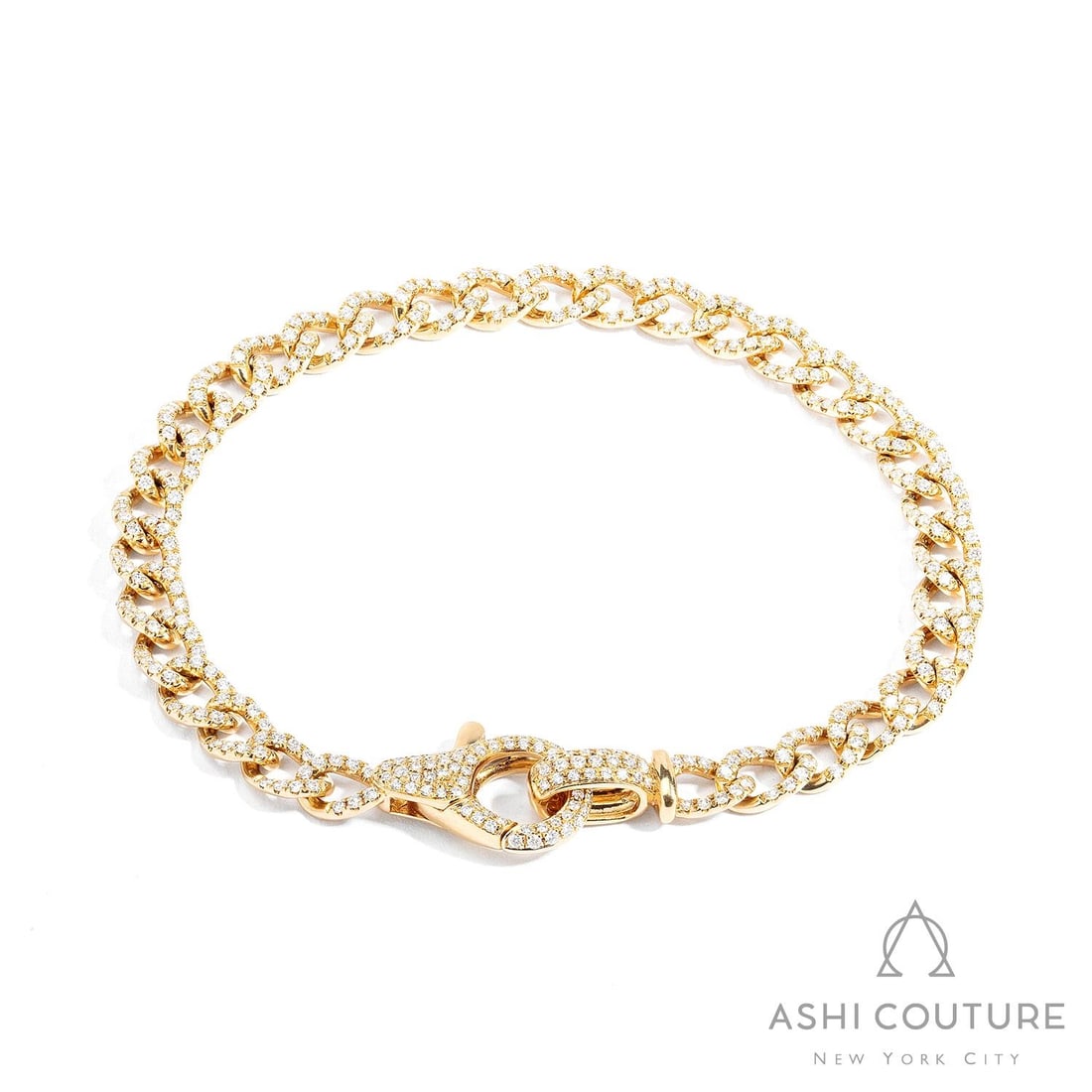 1.54 ctw White Diamond Pave Linq Curb & Cuban Link 18K Yellow Gold Bracelet: Epitomizing grandeur, this magnificent Linq Curb & Cuban Link bracelet featuring White Diamond stands as a beacon of refined taste. Crafted with precision, the Pave Link Chain setting is seamlessly in
