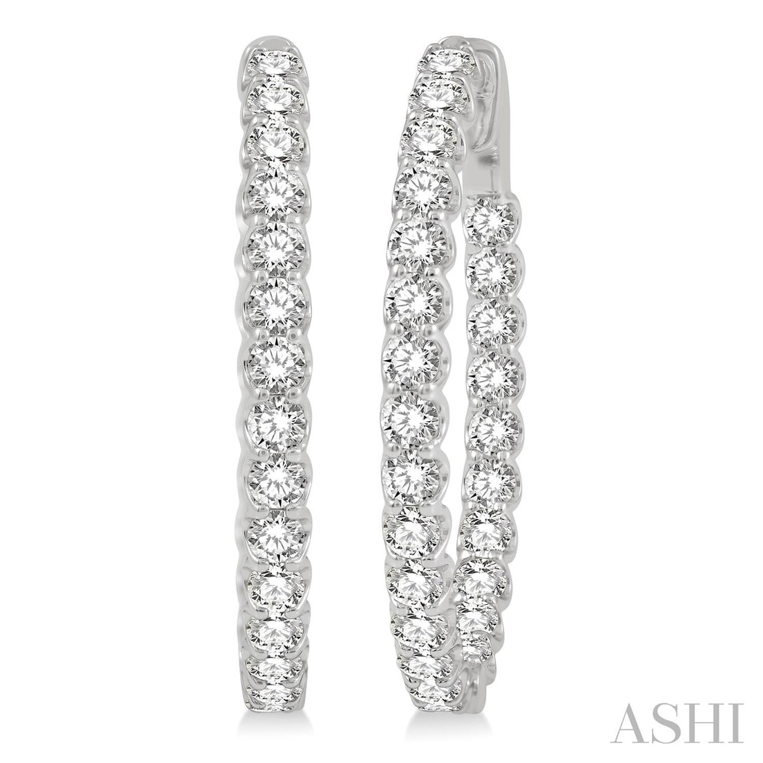 4.0 ctw White Diamond Inside-Out Oval Hoop 14K White Gold Earrings: An exquisite masterpiece of haute joaillerie, this stunning Inside-Out Oval Hoop pair of earrings featuring White Diamond is a true treasure. Crafted with precision, the Inside-Out Hoop setting is sea