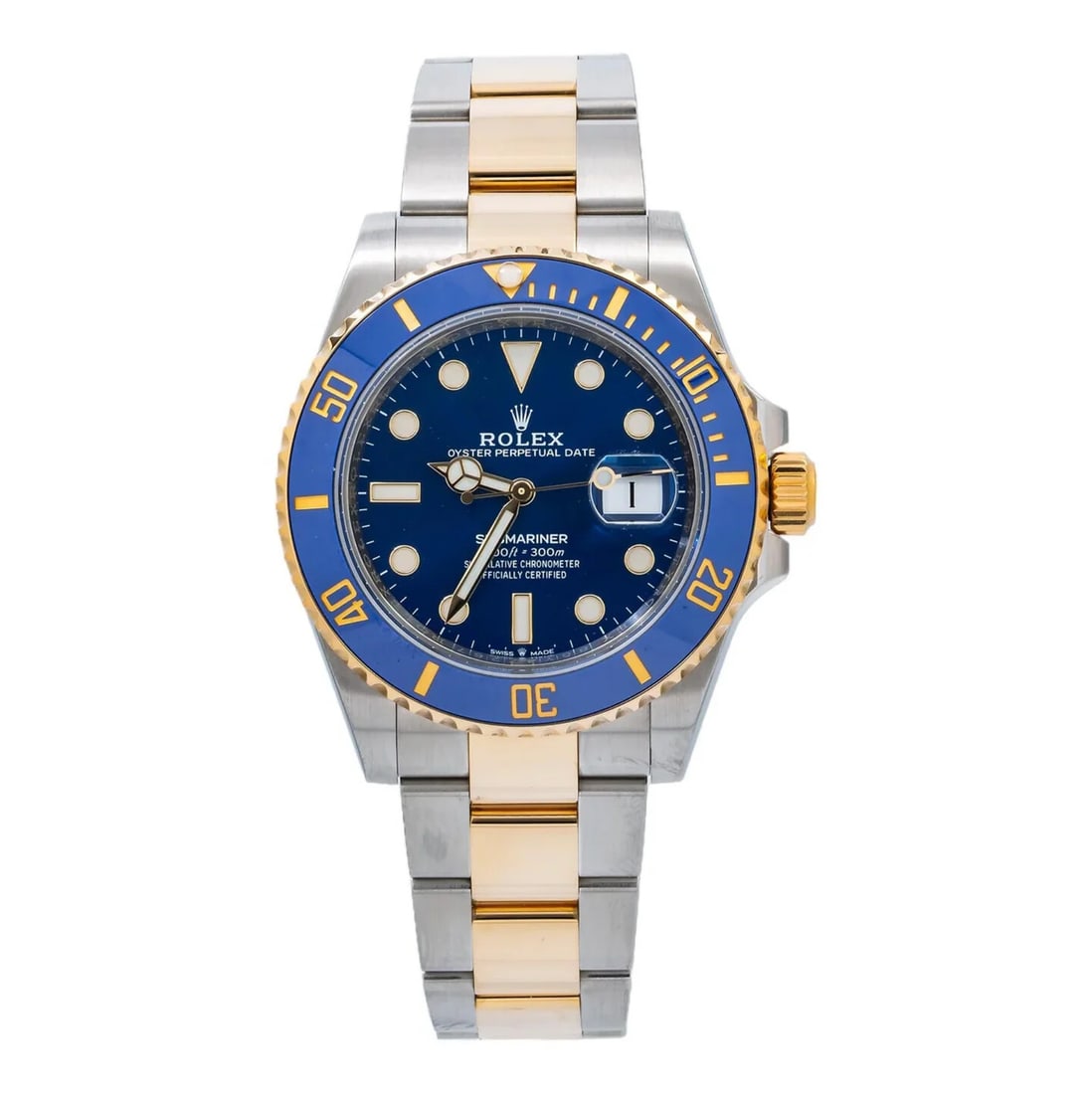 Rolex Submariner 126613LB Steel and Yellow Gold Blue Dial: The Rolex Submariner Date, Reference 126613LB, is a celebrated icon of luxury diver horology. Combining robust steel with opulent yellow gold, this reference presents a vibrant Blue dial complemented 