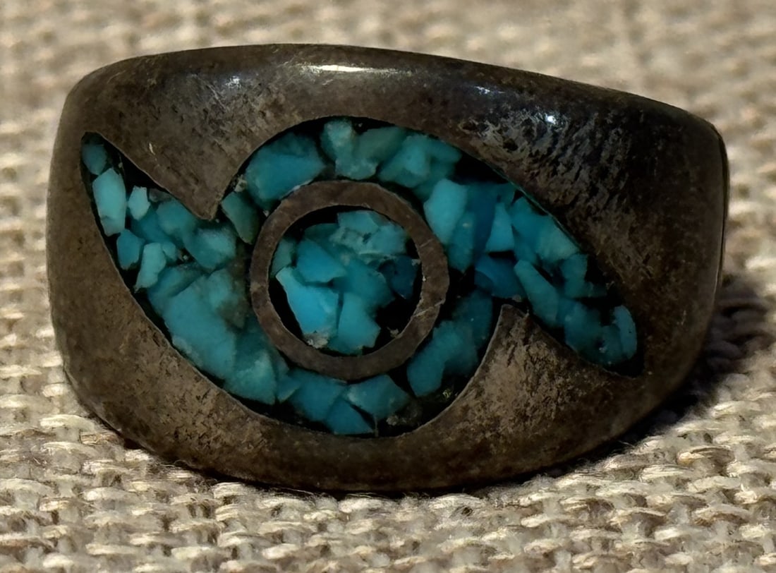 Vintage Southwestern Native American Sterling Silver Inlay Ring (1 of 4)