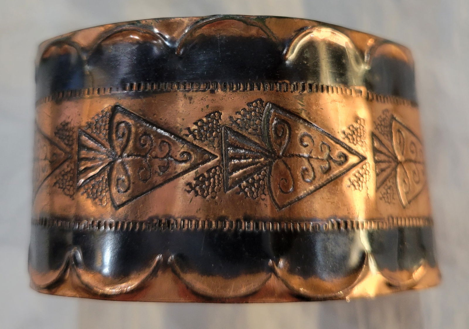 Vintage Navajo copper cuff bracelet: Vintage Navajo copper cuff bracelet