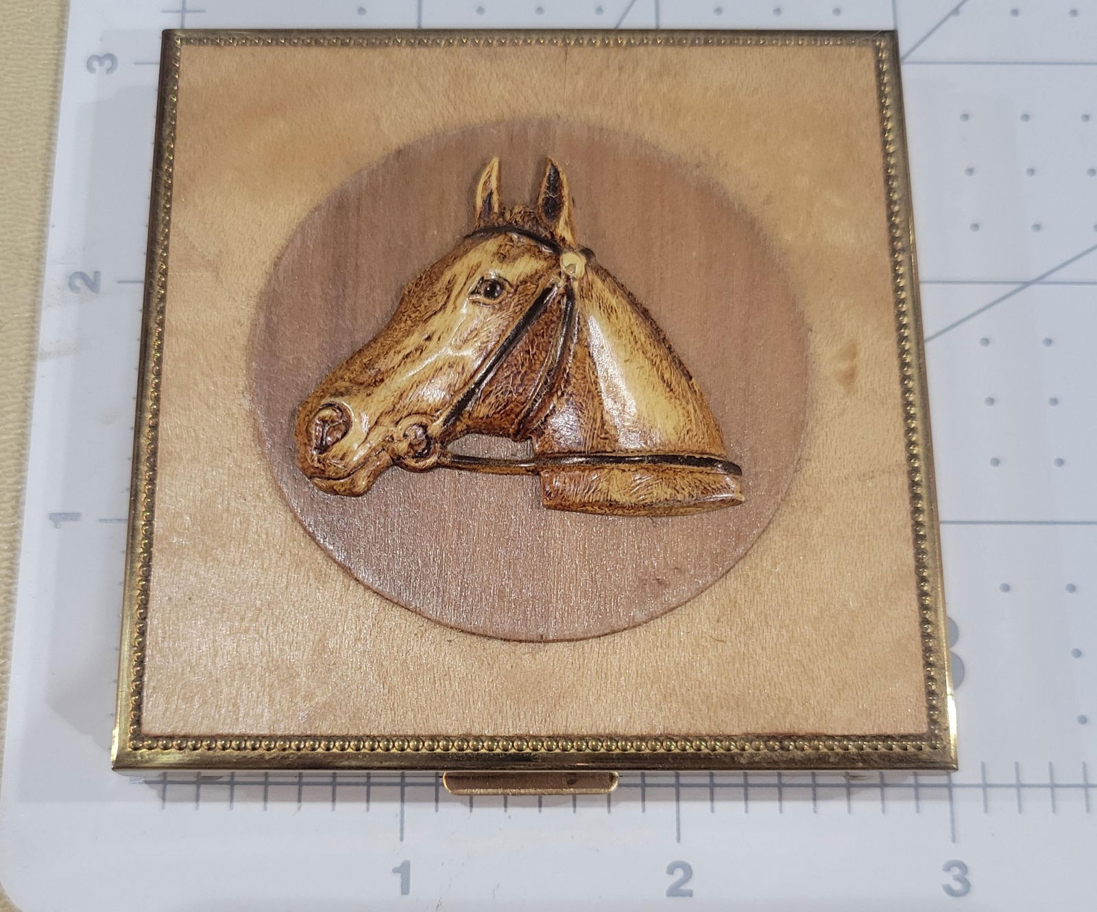 Vintage Make-up Compact - 5