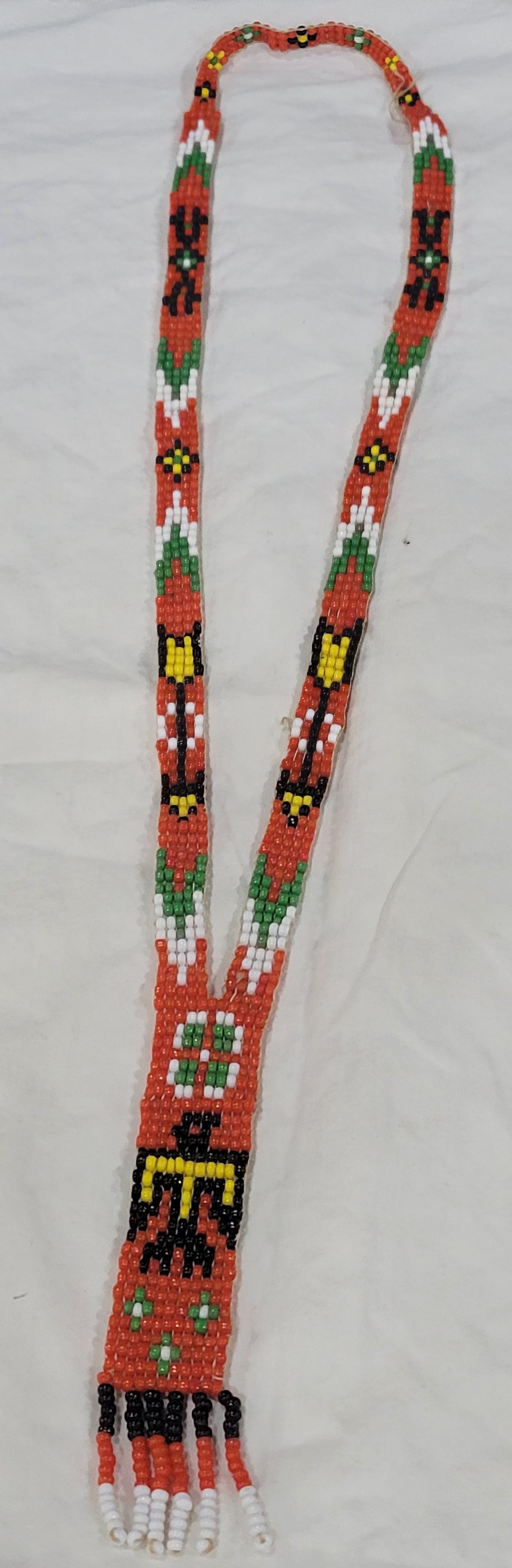 Native American Style Beadwork Necklace: Native American Style Beadwork Necklace