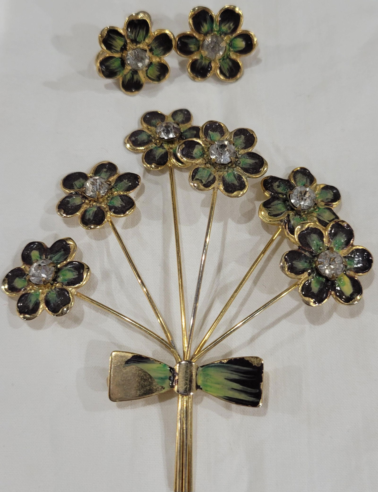 Vintage Weiss Flower Brooch Pin and Clip on Earring Set: Set features green rhinestone enamel petals and crystal centers yr. 1950's - 1960's
