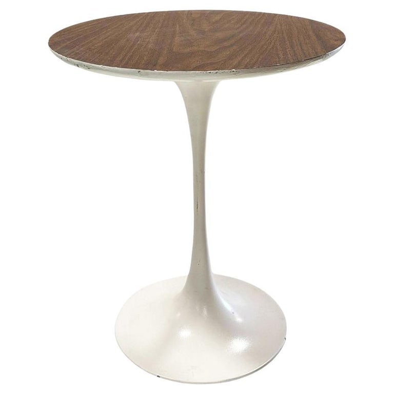MCM 20" Tall Tulip Side Table by Eero Saarinen for Knoll W/ Walnut Laminate Top (1 of 4)