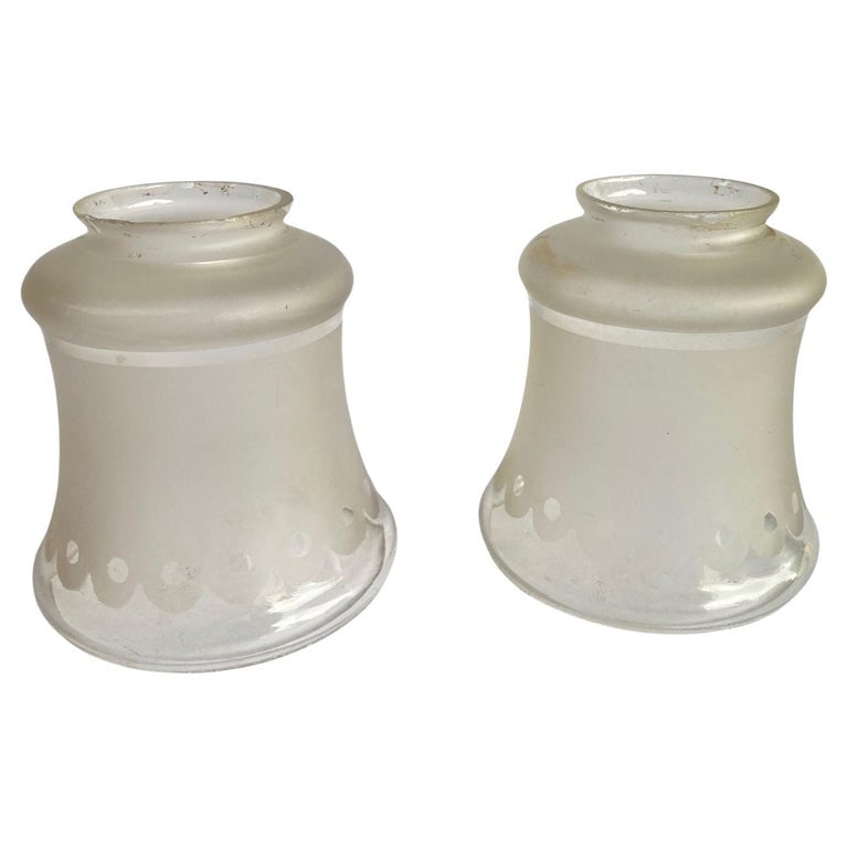 2 " Victorian Style Frosted Laced Hand Blown Glass Shades Pair (1 of 5)