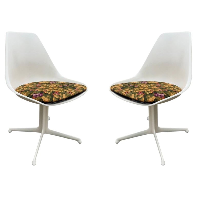 Mid-Century Tulip Side Chair Model 115 by Maurice Burke for Arkana - Pair: The Tulip Chair 115 (and the Tulip Chair 116), designed by Maurice Burke of Dallas, Texas, for Arkana, are the bedrock of Star Trek. The Burke Tulip chairs are the first cousins of Saarinen’s Tulip