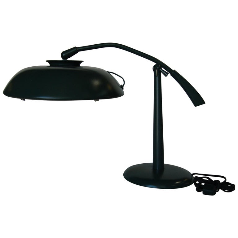 Midcentury Green Enamel Brass Swivel Table Lamp with Large Saucer Shade: Midcentury green enamel brass swivel table lamp with large 13" saucer shade. Measures 22" wide x 13" deep x 15" tall.