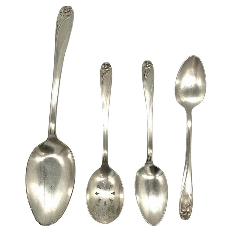 1950s Daffodil Silverware by International Silver signed 1847 by Rodgers Bros (1 of 6)