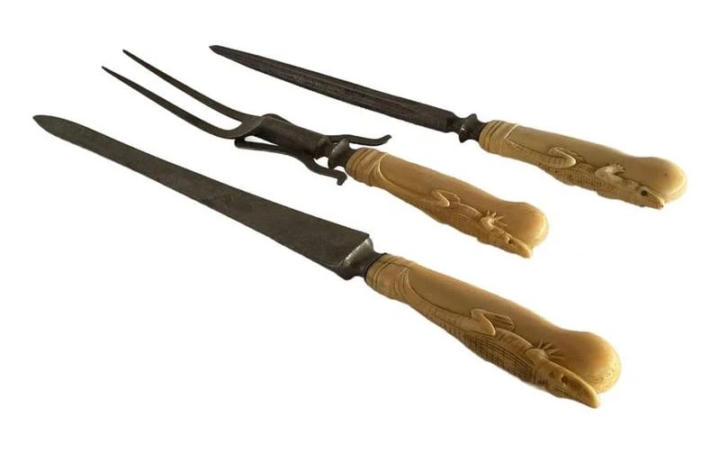 19th Century Hand-Carved Bone Alligator Handled Culinary Carving Set (1 of 11)