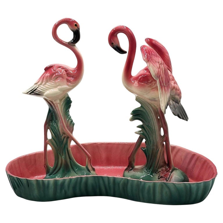 Mid-century Ceramic Flamingo Figurine Set in Tropical Pond Tray by Maddux (1 of 18)