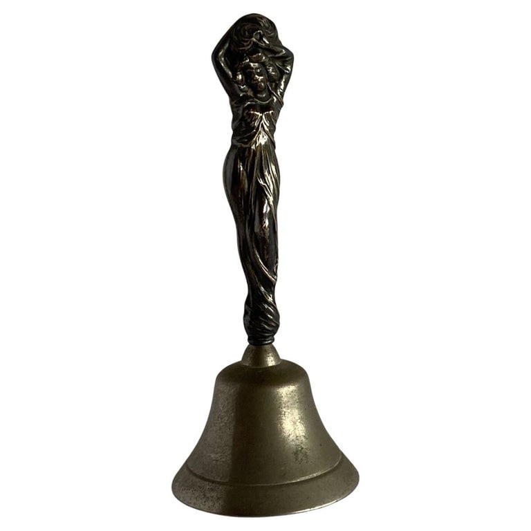 Sterling Silver Figural Female Desktop Servant Bell, Circa 1900 (1 of 6)