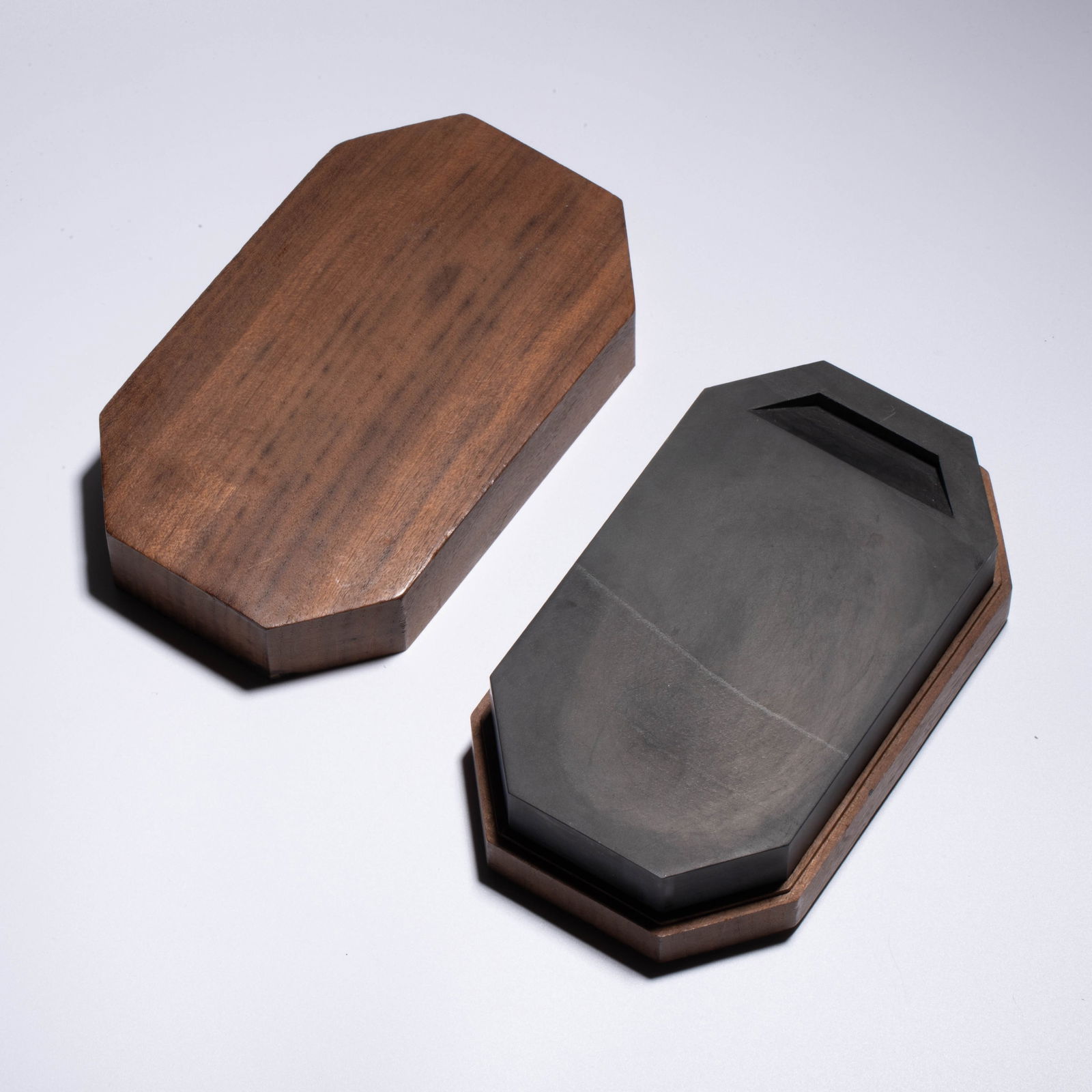 Qinzhou ‘Eyebrow’ Pattern Octagonal Inkstone, Qing Dynasty: Qinzhou ‘Eyebrow’ Pattern Octagonal Inkstone, Qing Dynasty