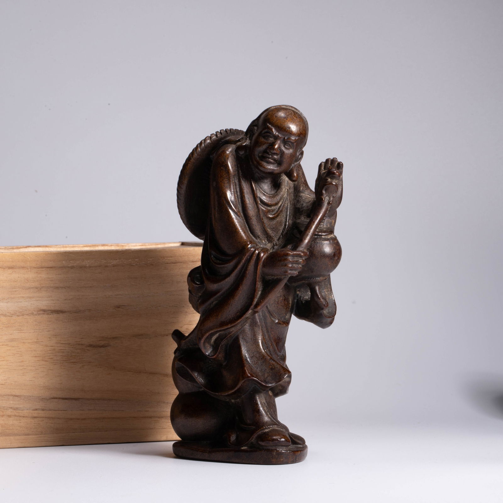 Wood Carving of Laozi Leaving the Pass, Qing Dynasty: Wood Carving of Laozi Leaving the Pass, Qing Dynasty