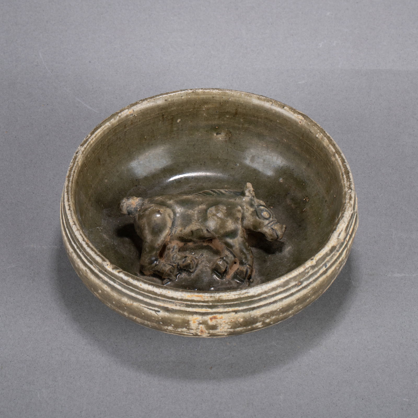 Western Jin celadon pig-shaped vessel: Western Jin celadon pig-shaped vessel