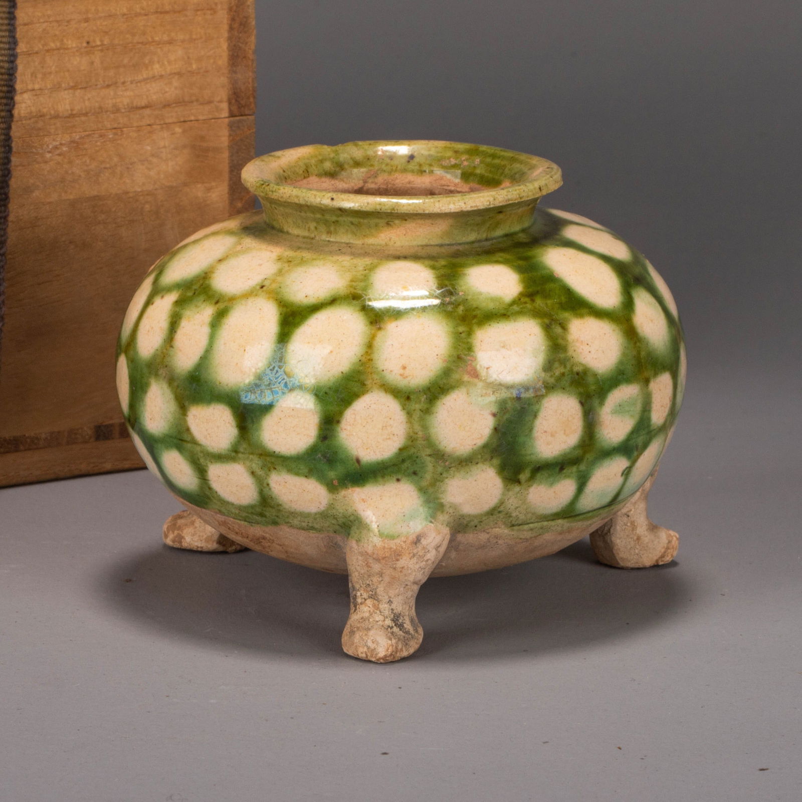 Tang Dynasty sancai tripod censer (1 of 7)