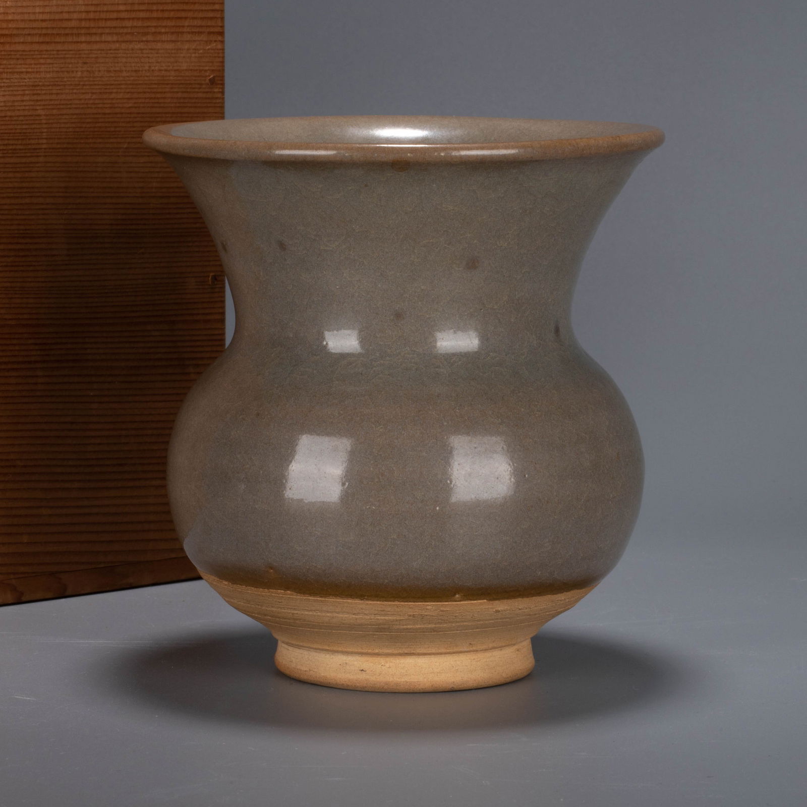 Song Dynasty Jun Kiln Vessel (Zun) (1 of 6)