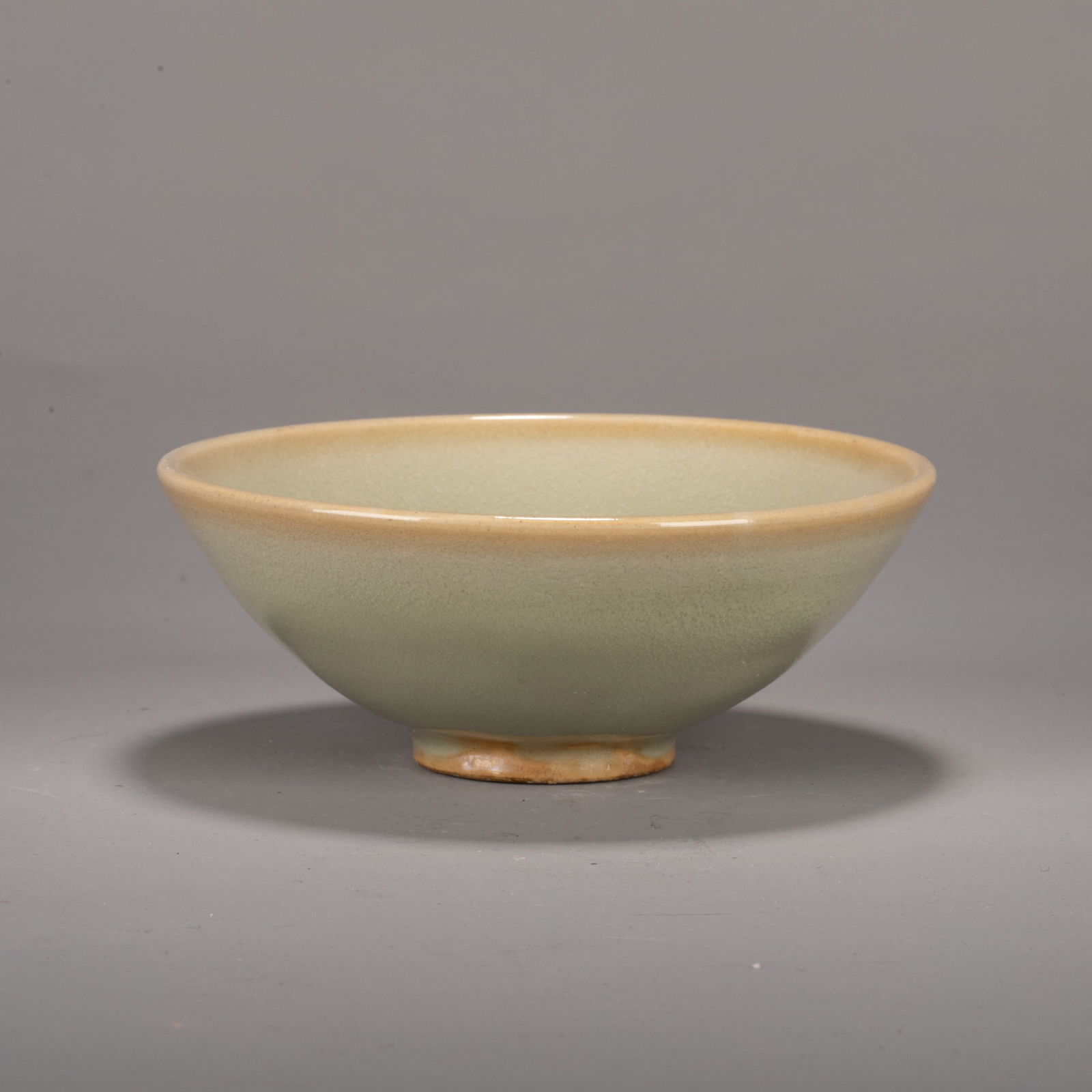 Jin Dynasty Yaozhou Kiln Moon-white Glazed Cup: Jin Dynasty Yaozhou Kiln Moon-white Glazed Cup