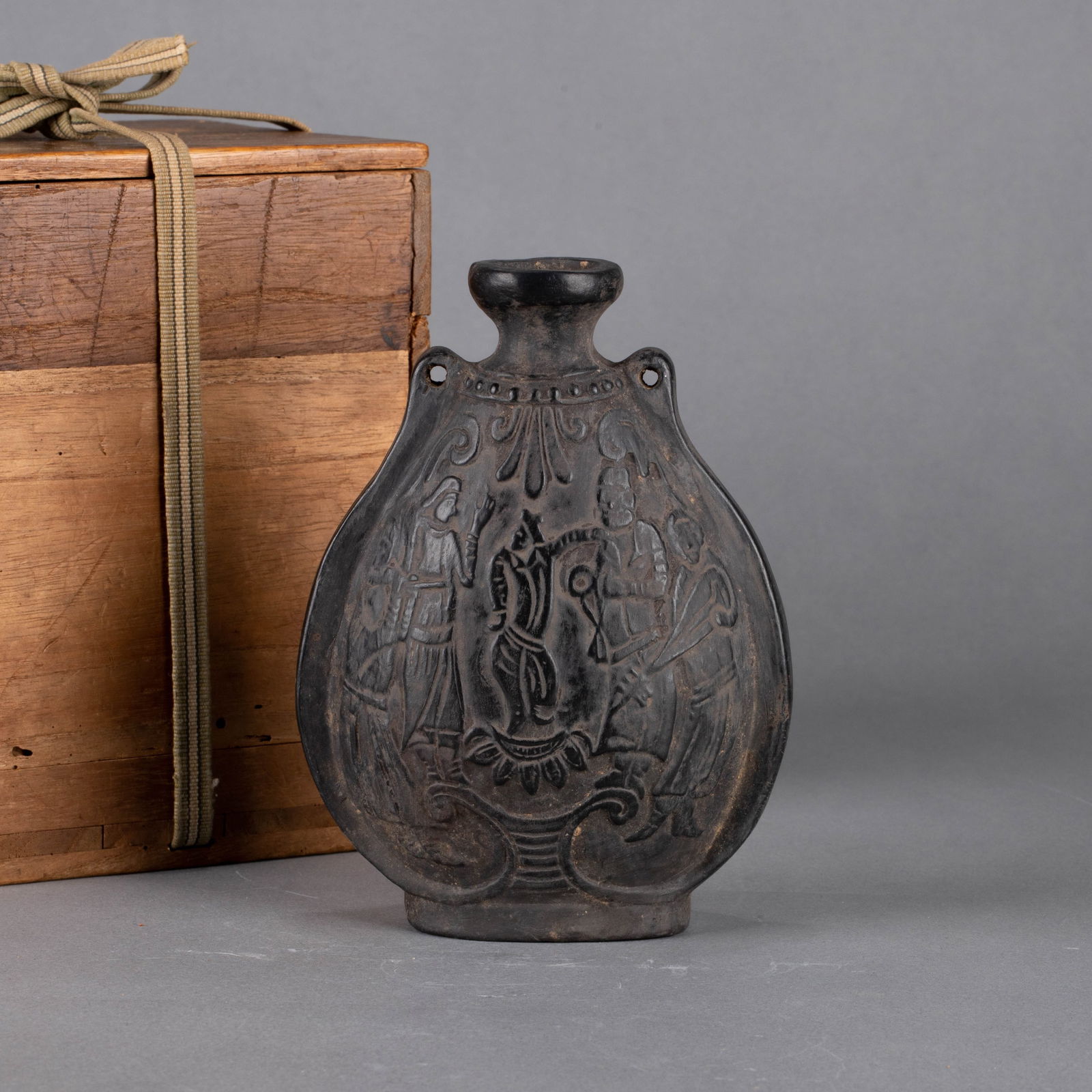 Warring States period black pottery flat flask (1 of 11)