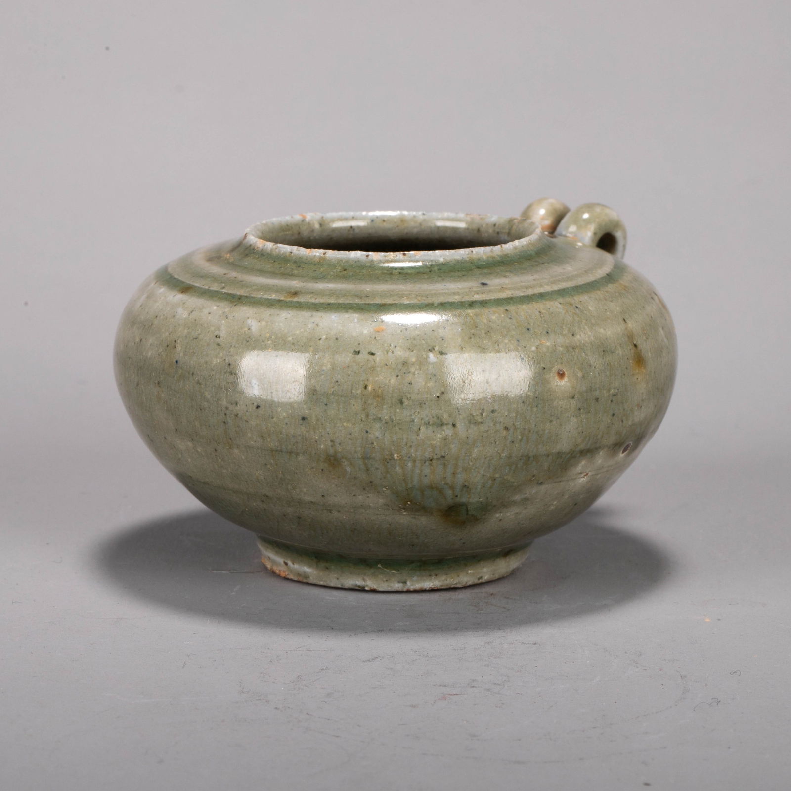 Celadon bird feeder - 2