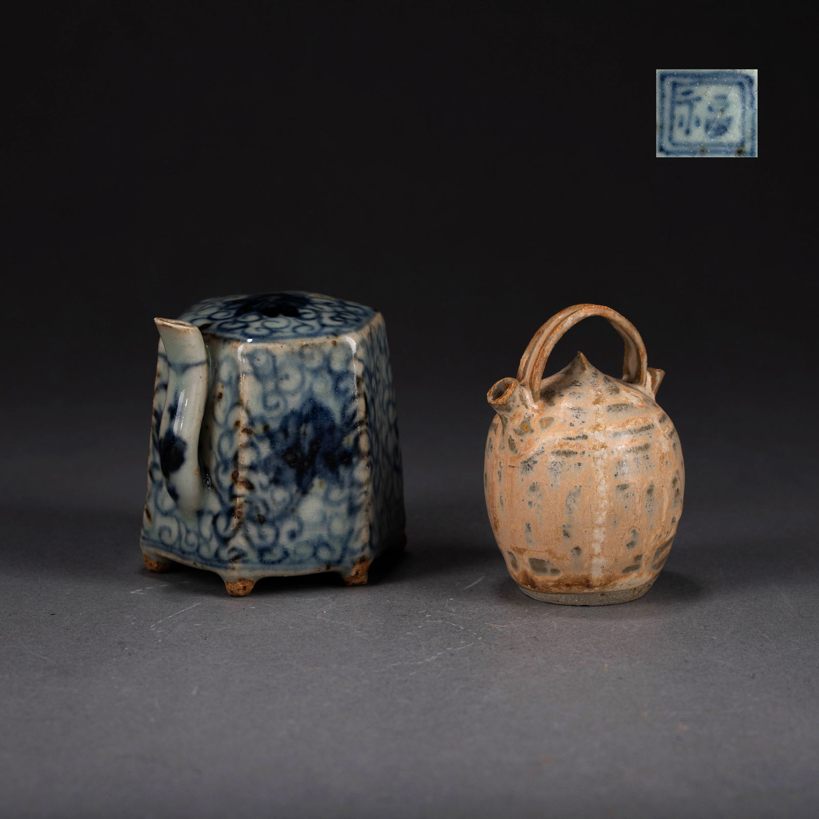 Two water droppers: Two water droppers