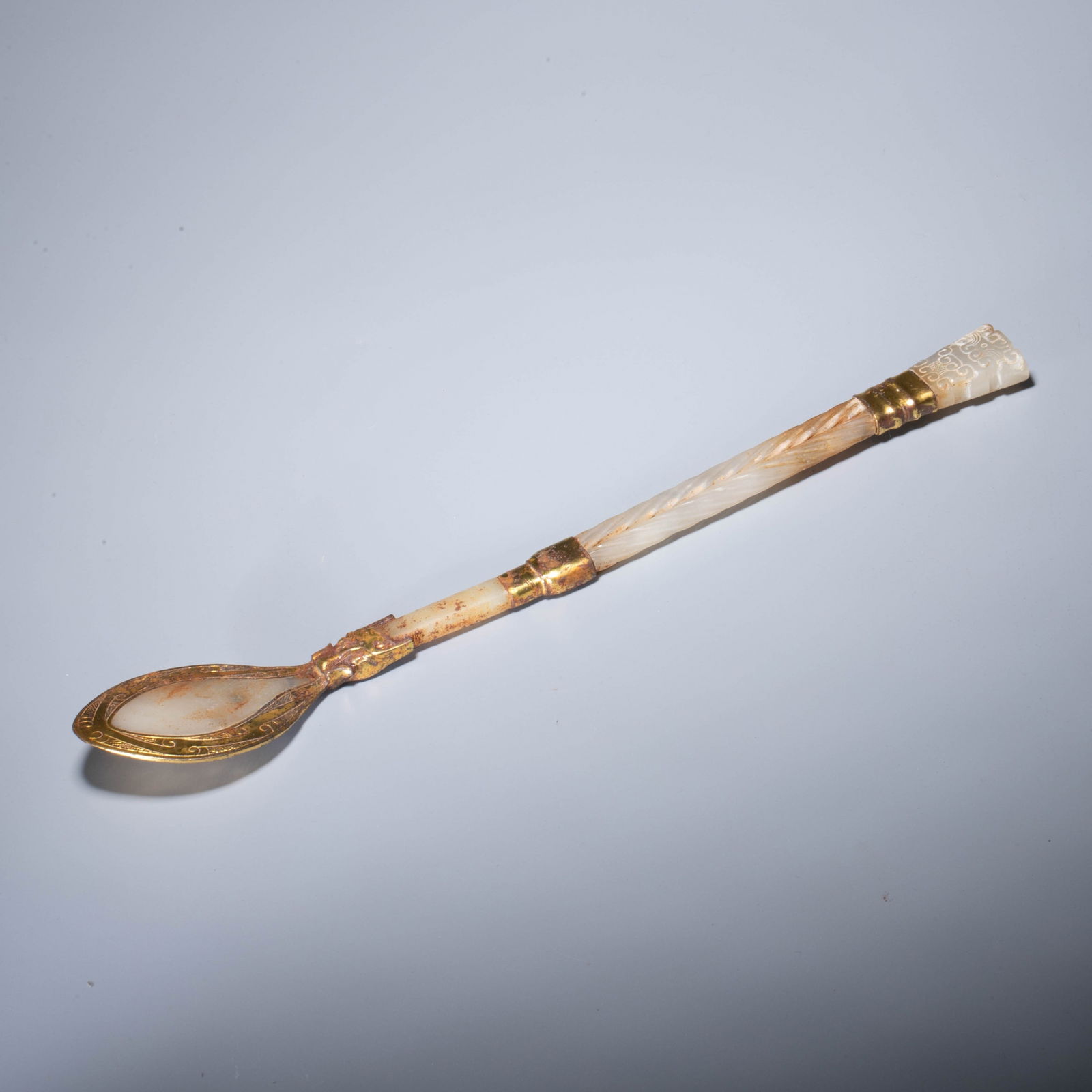 Han Dynasty ancient jade spoon (1 of 9)