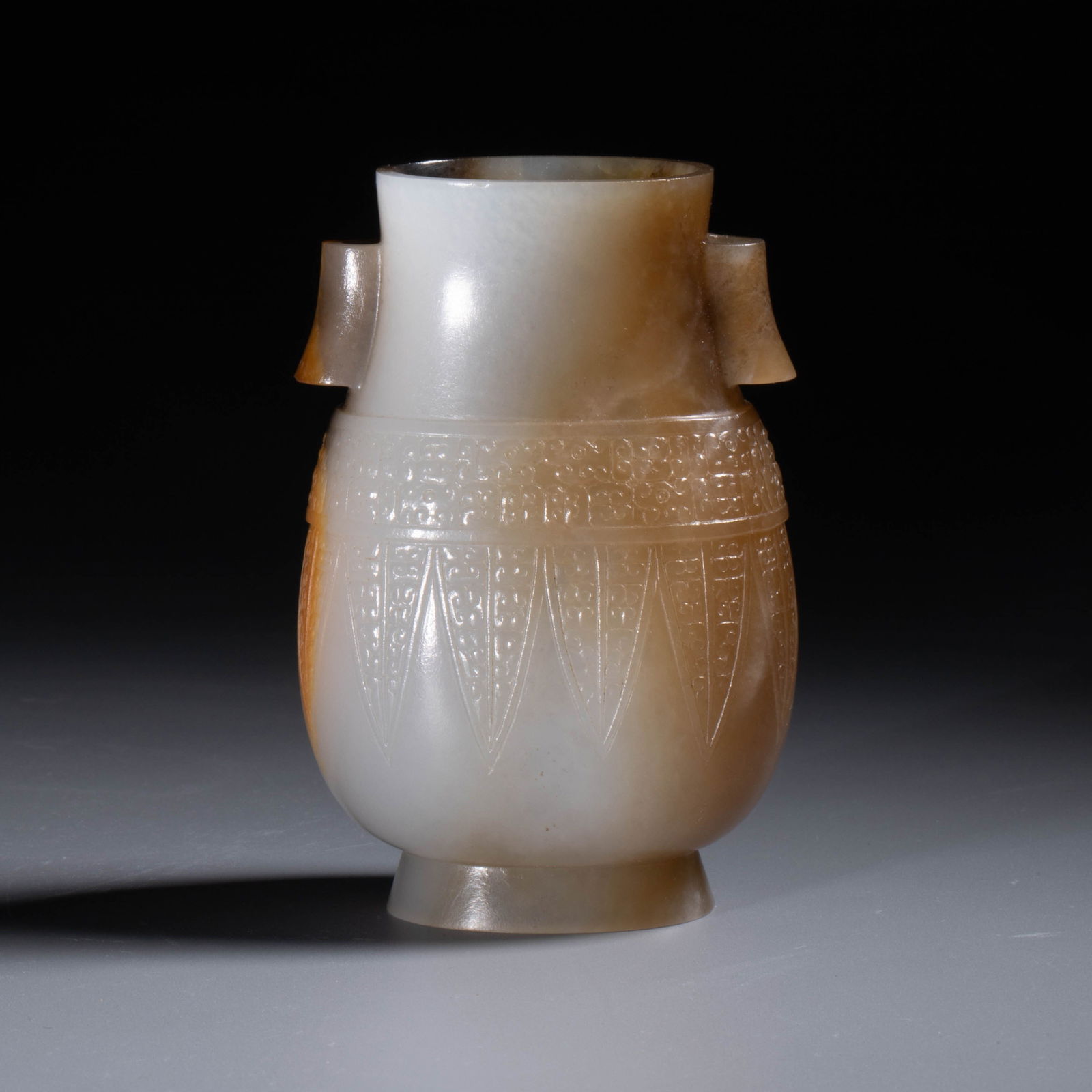 Ming Dynasty white jade vase with tubular handles: Ming Dynasty white jade vase with tubular handles