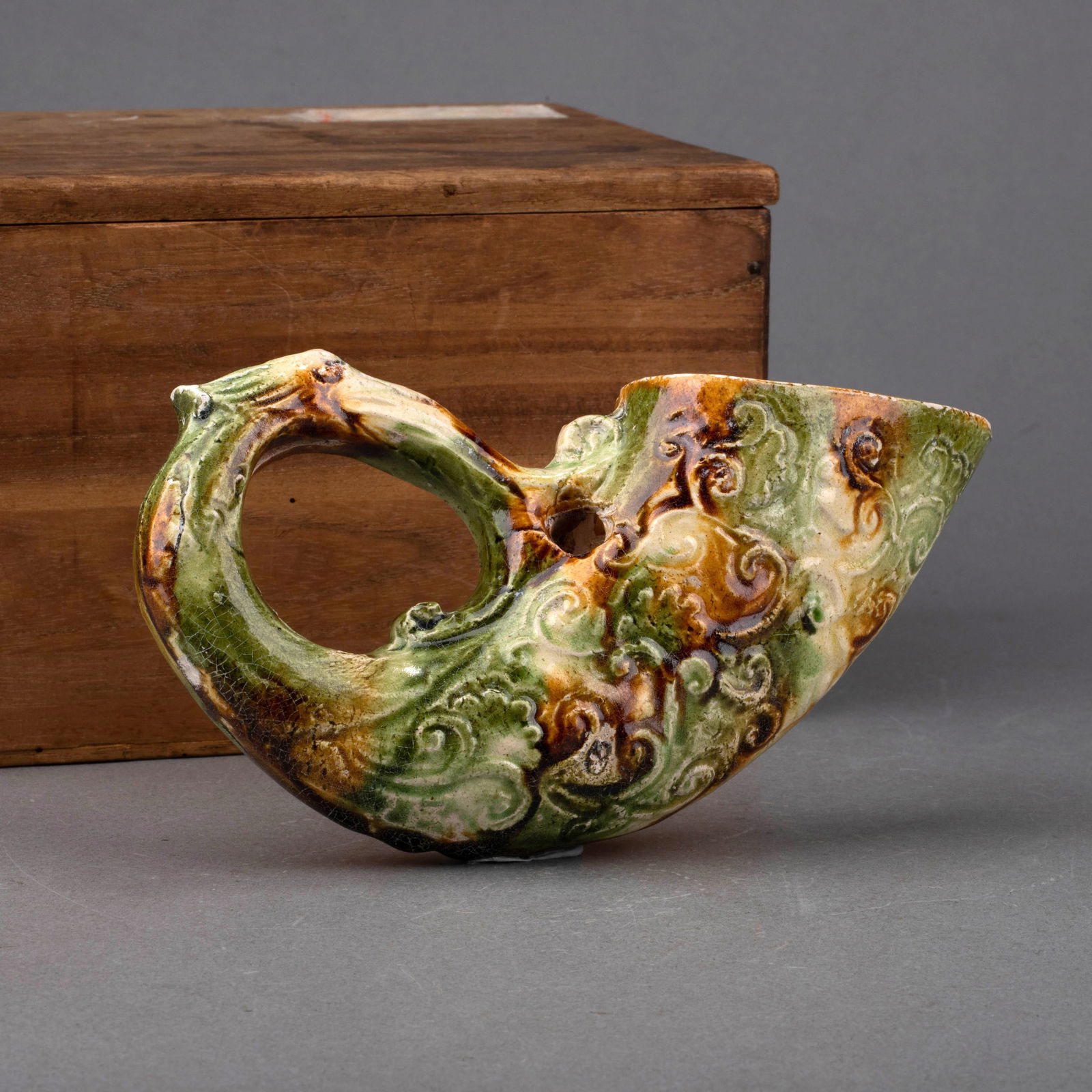 Tang Sancai (Tri-Color Glaze) Dragon-Head Cup: Tang Sancai (Tri-Color Glaze) Dragon-Head Cup